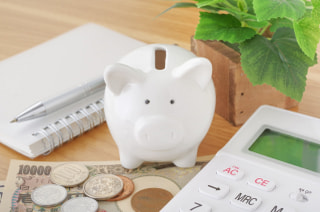 新卒の平均貯金額はいくら？中央値や貯め方をFPが解説
